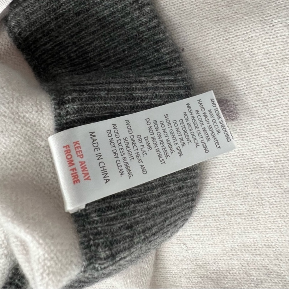 NWT BRODIE CASHMERE Splatter Foil Cashmere Joggers Silver White Pants Knit XS - Picture 13 of 13